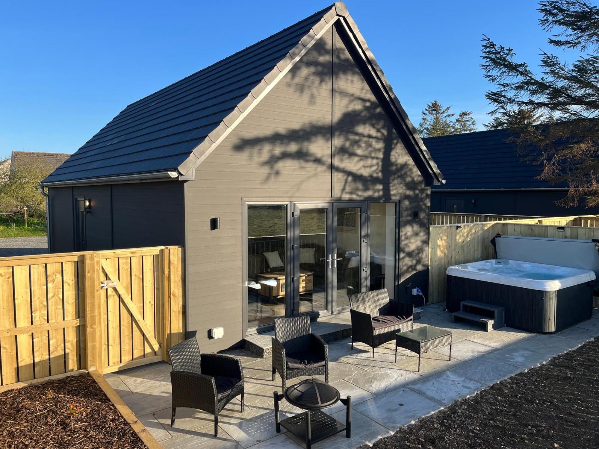Thrumster Lodges - 3 Luxurious Self Catering Lodges On The Nc500, 2 With Hot Tubs Wick (Highlands) Exteriör bild