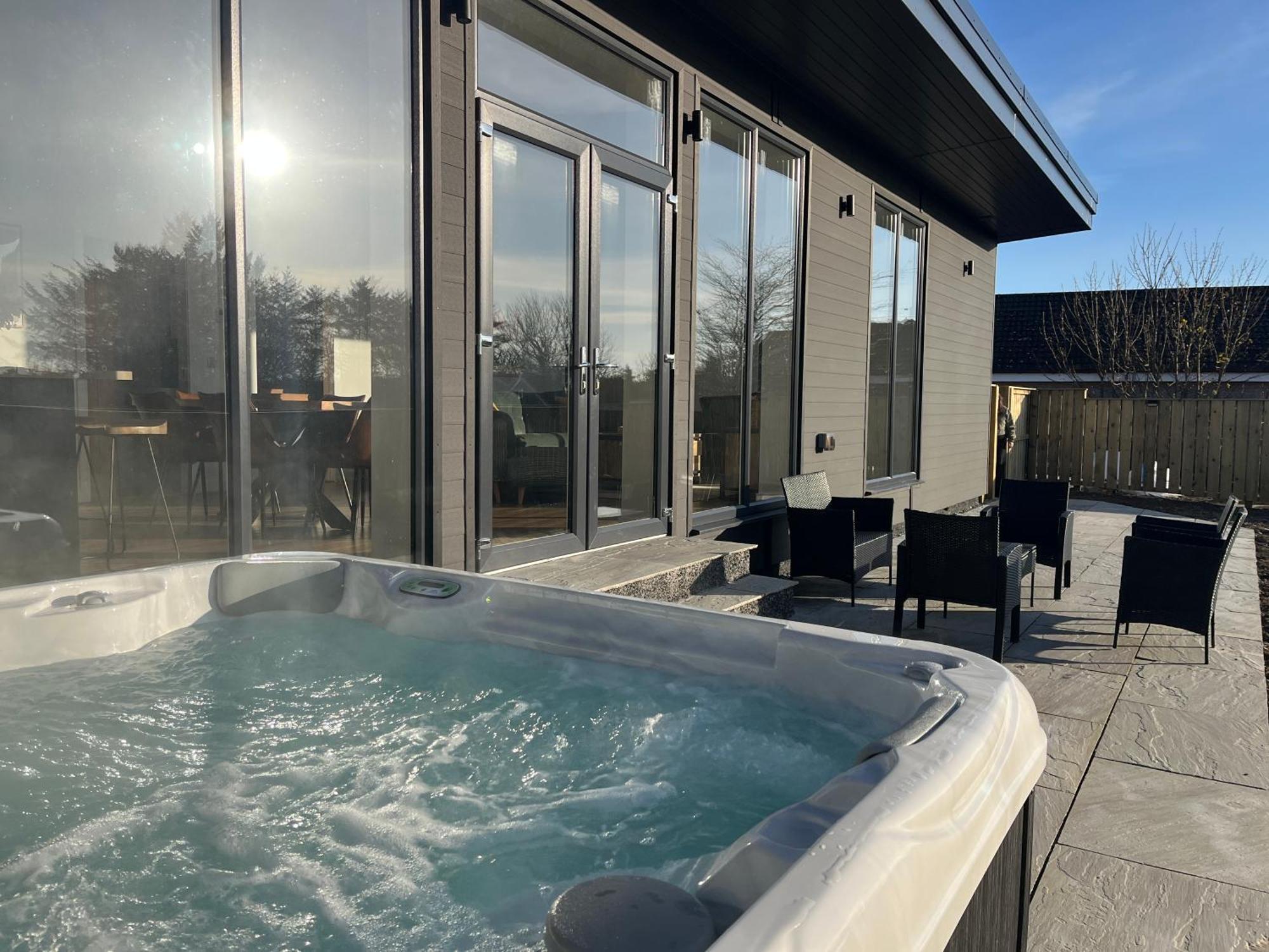 Thrumster Lodges - 3 Luxurious Self Catering Lodges On The Nc500, 2 With Hot Tubs Wick (Highlands) Exteriör bild